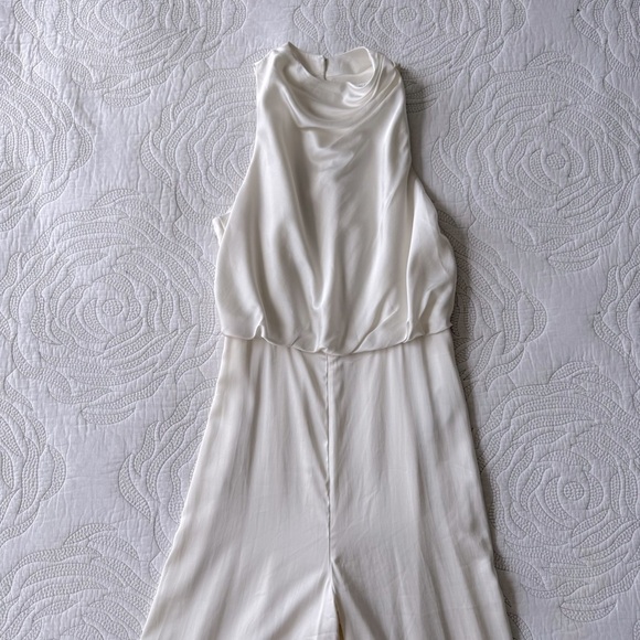 Abercrombie & Fitch - High-neck Draped Jumpsuit - White - Picture 4 of 15